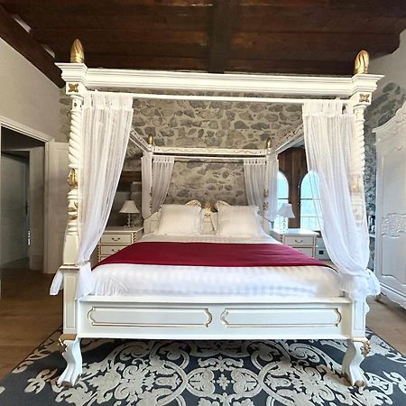 Chateau De La Rive - Suite Prestige - Chambre 2 Personnes Cruet Exterior photo